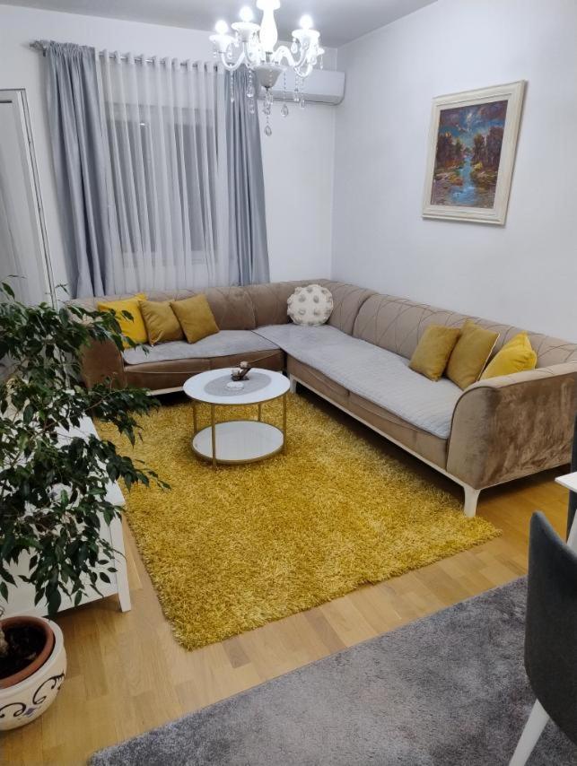Lovely Apartment - Ljupki Stan Podgorica Ngoại thất bức ảnh